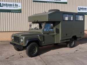 Land Rover Defender 130 Wolf Gun Bus (shoot vehicle)