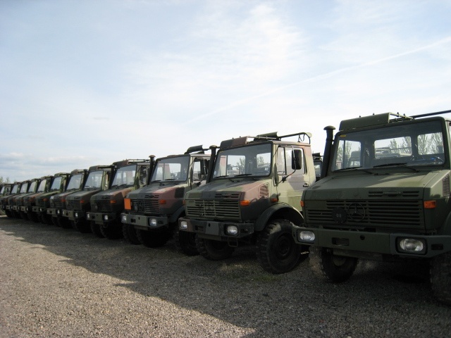 Mercedes Unimog U1300L 4×4 Drop Side Cargo Truck | L Jackson & Co ...