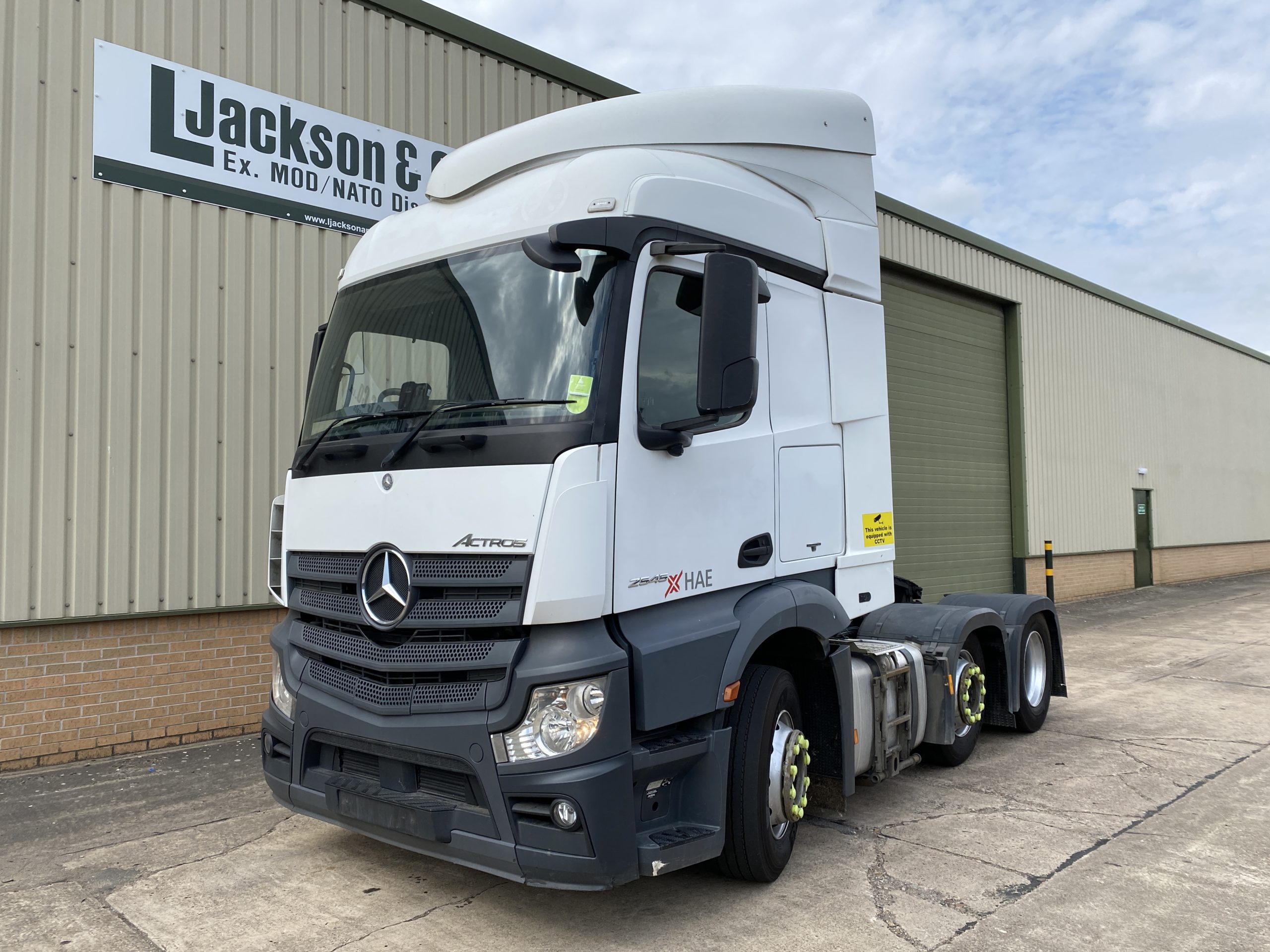 Mercedes Actros 2545 Tractor Unit | L Jackson & Co - Military vehicles ...