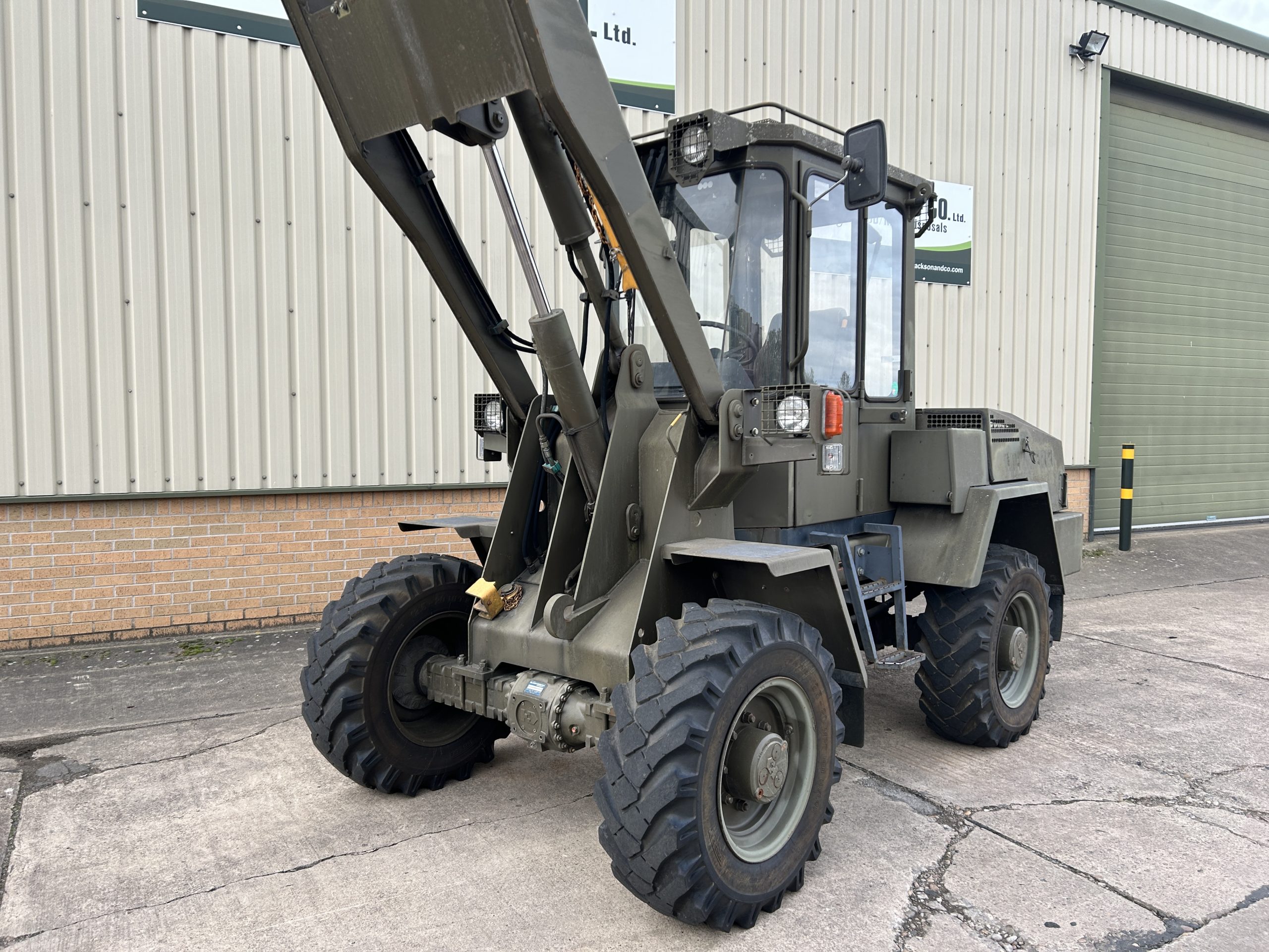 Liebherr L508 Wheeled Loader | L Jackson & Co - Military vehicles for ...