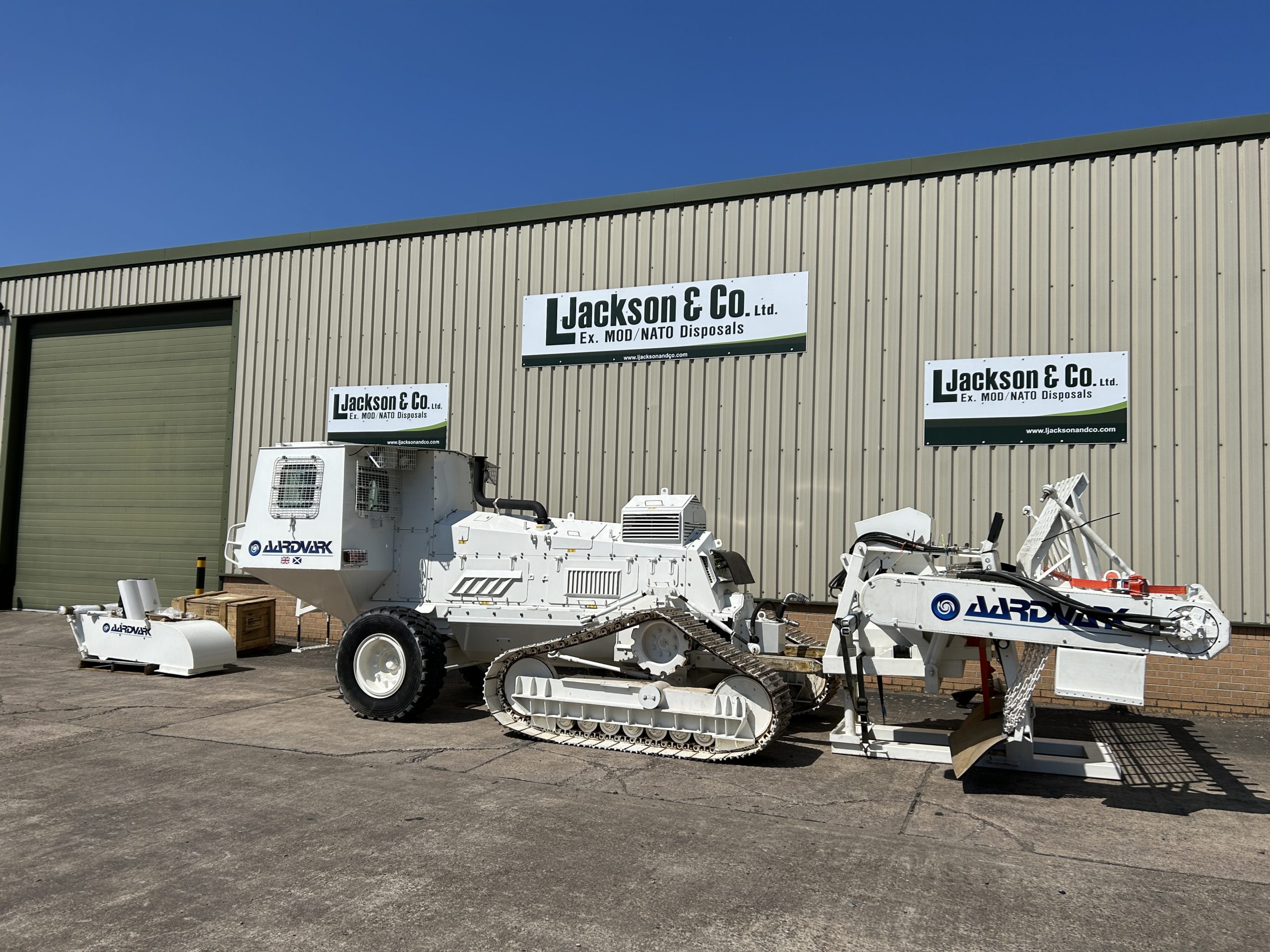Aardvark AMCS MK4R Landmine Clearing Machine | L Jackson & Co ...